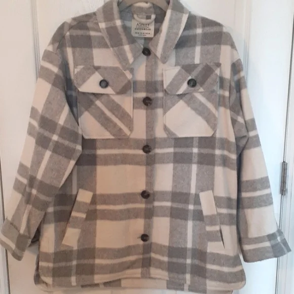 Ashley by 26 International Alternative Wool Blend Sz M Grey and White Shacket - Picture 3 of 8